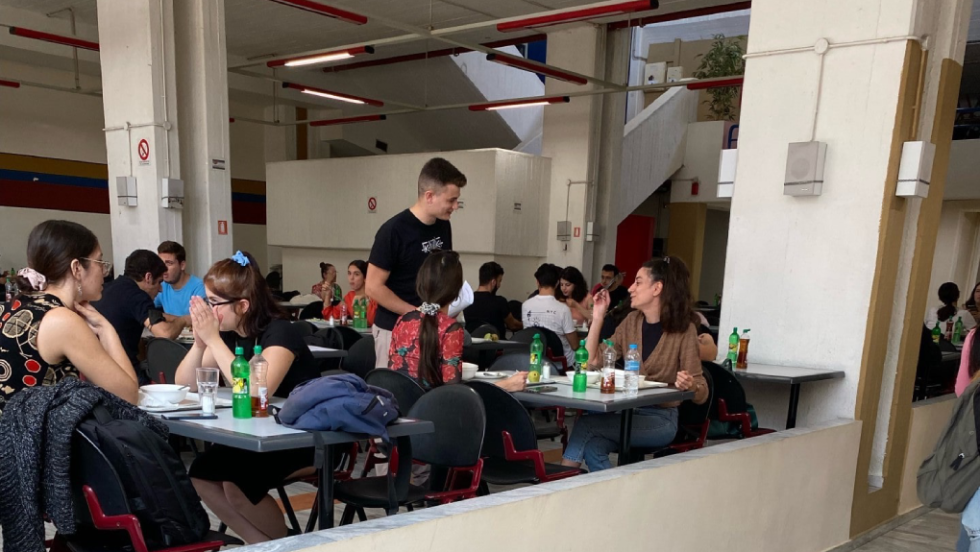 Το εστιατόριο στη Λέσχη της Πανεπιστημιούπολης